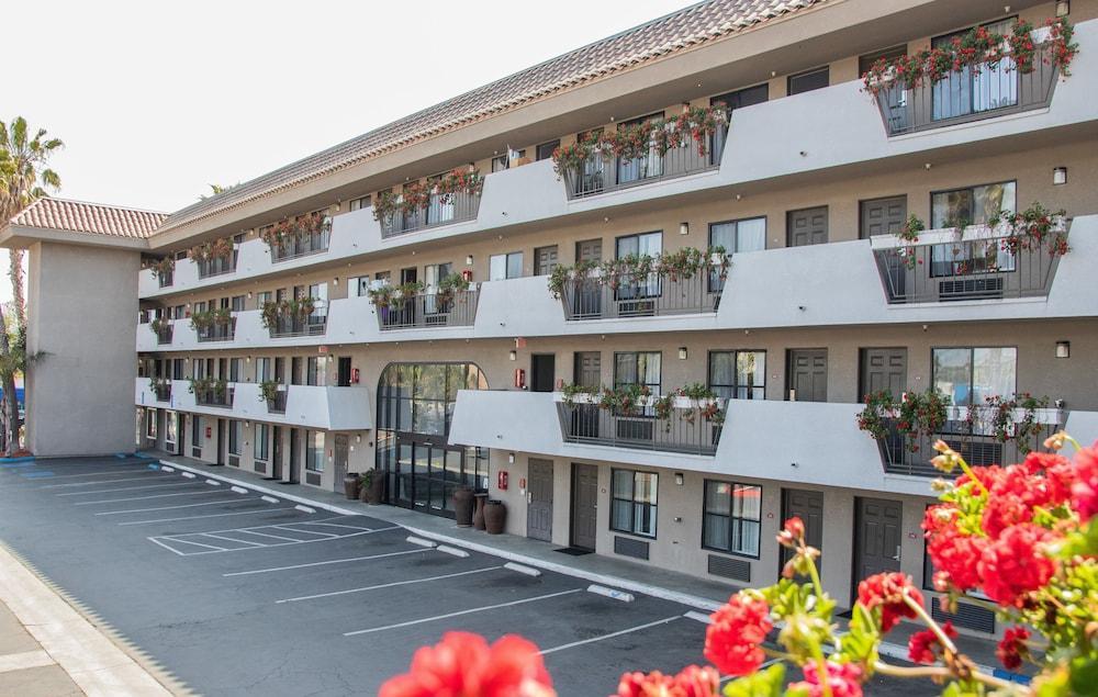 Hotel Ramada By Wyndham Oceanside Zewnętrze zdjęcie