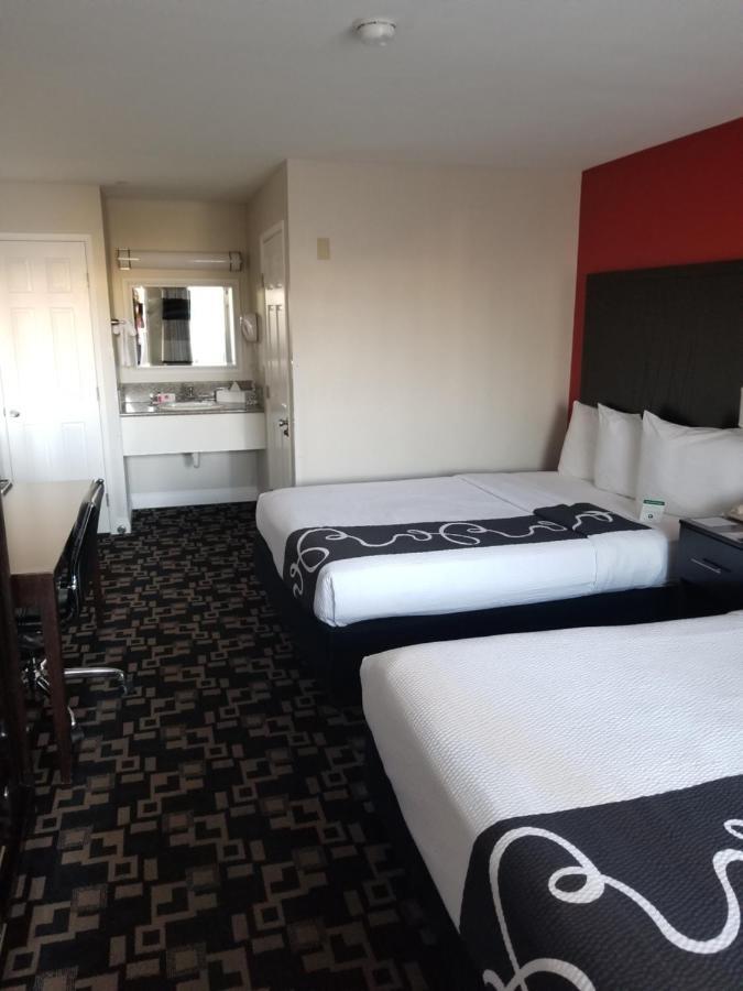 Hotel Ramada By Wyndham Oceanside Zewnętrze zdjęcie